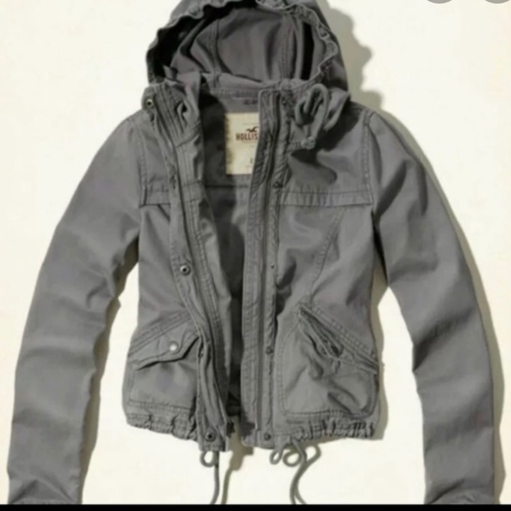 HOLLISTER CROPPED JACKET NWOT SZ M